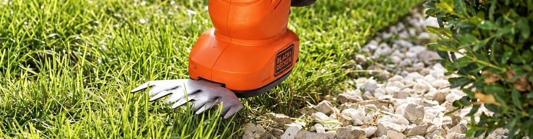 Las mejores tijeras cortac&eacute;sped de bater&iacute;a Black & Decker en oferta en AgriEuro