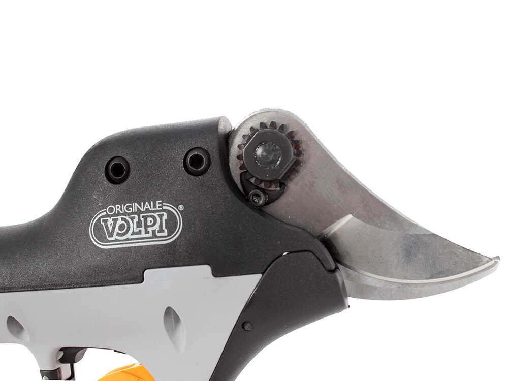 Tijeras de poda eléctricas Volpi Kamikaze KV501, batería Li-ion de 4.4 Ah. Ø máx 30mm