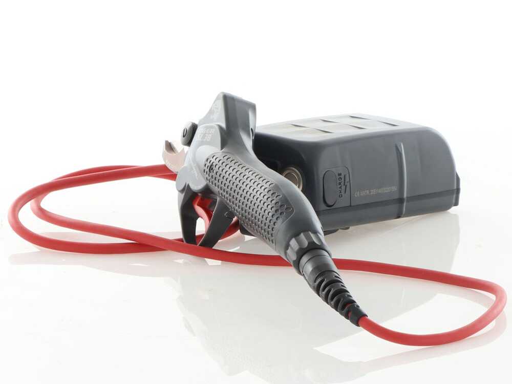Zanon Tiger SL 38 - Tijeras el&eacute;ctricas de poda - 50.4V 3.2Ah