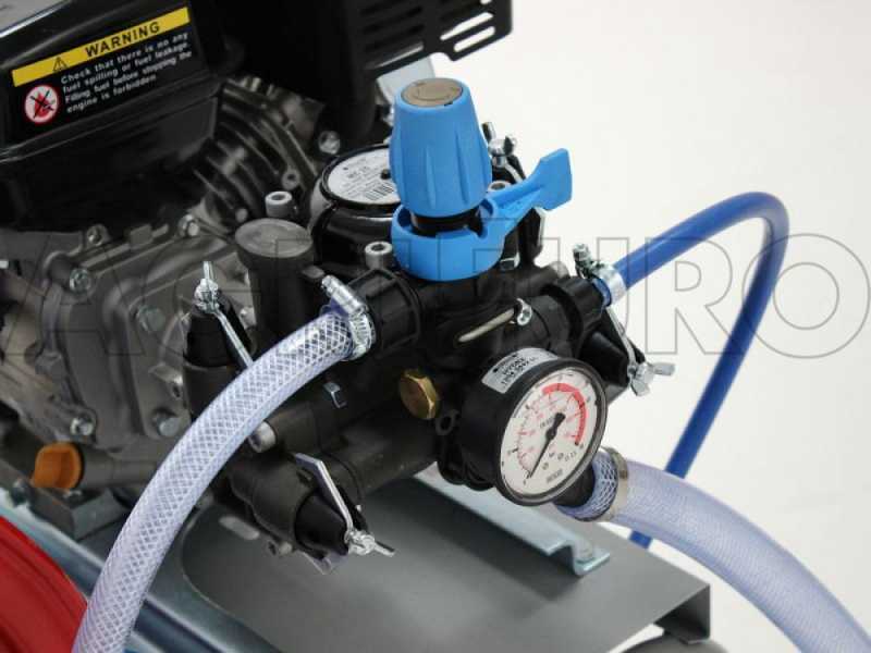 Motobomba fumigadora el&eacute;ctrica con carro - Bomba Comet MC25 - motor el&eacute;ctrico