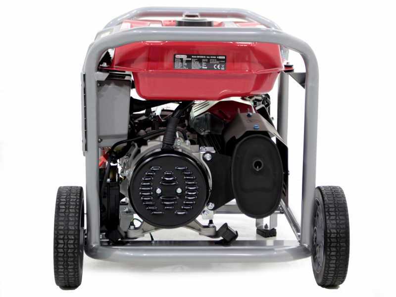 GeoTech-Pro GGP 8000-3 ES - Generador de corriente con ruedas y con AVR 6.5 kW - Continua 6 kwTrif&aacute;sica