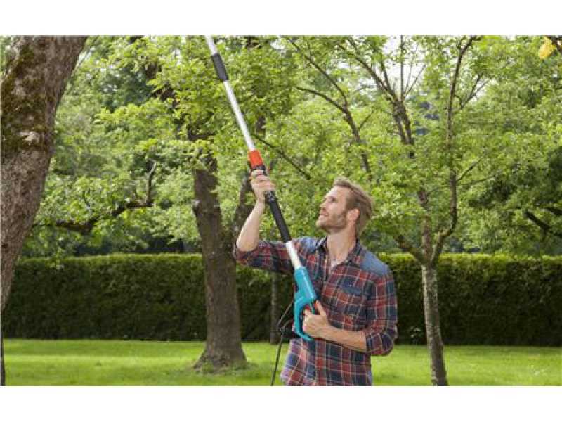 Podadora de altura con barra telesc&oacute;pica Gardena TCS 720/20 - sierra de cadena 20 cm