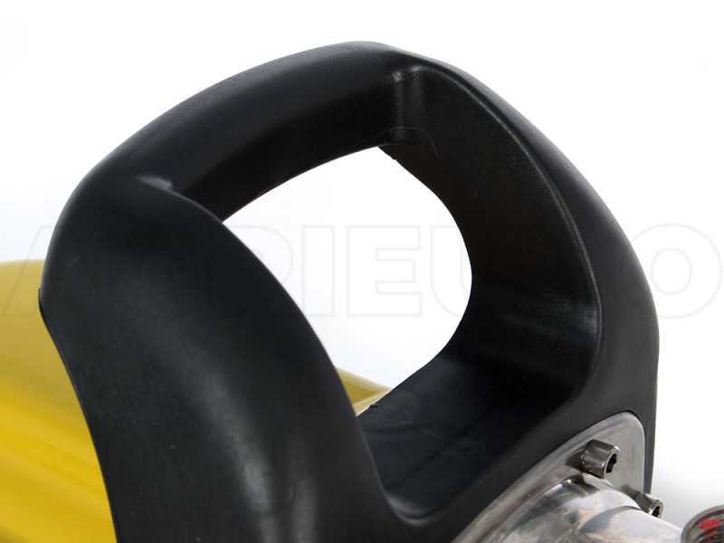 Bomba el&eacute;ctrica de jard&iacute;n para riego Lavor EG-M 3800 autocebante, 1200 vatios