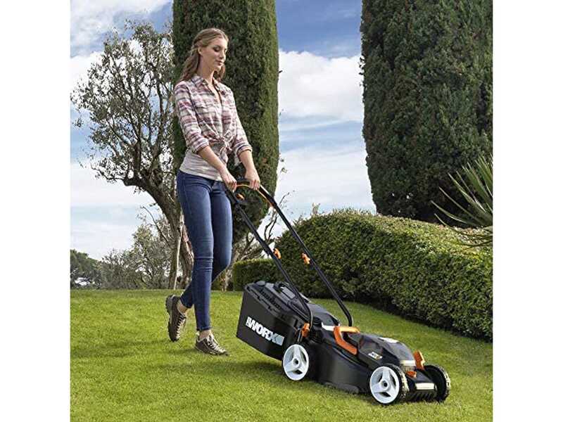 Worx WG779E - Cortac&eacute;sped de bater&iacute;a - 2x20V/2,5Ah - Corte 34 cm