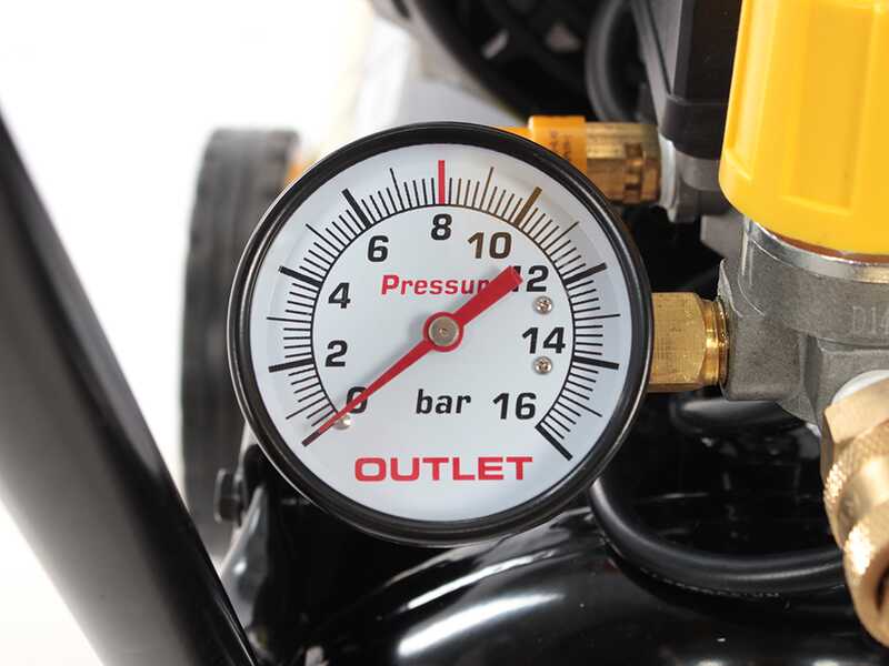 Stanley Sil Air 244/24 - Compresor de aire el&eacute;ctrico monof&aacute;sico silencioso, sin aceite - Motor 1.5 HP - 24 L