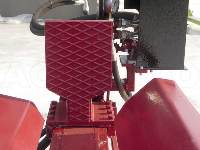 Top Line 20T - Rajadora de le&ntilde;a para tractor -horizontal