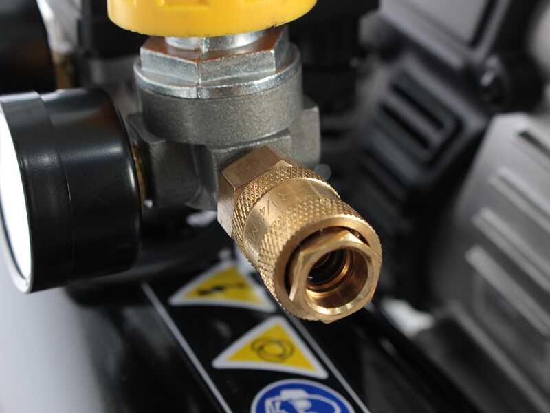 Stanley Vento Rollcage OL244/6 PCM - Compresor de aire el&eacute;ctrico monof&aacute;sico silencioso, sin aceite - Motor 1.5 HP - 6 L
