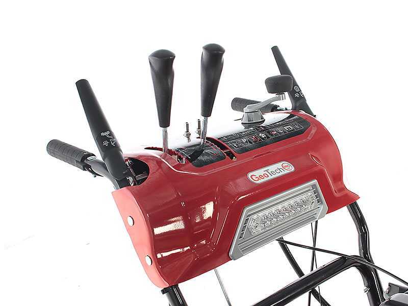 GeoTech-Pro STP1587 TEBS - Quitanieves de gasolina - De orugas - B&amp;S 2100