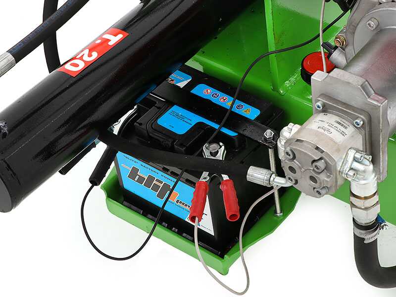 Seven Italy T-20 - Rajadora de le&ntilde;a de gasolina - horizontal