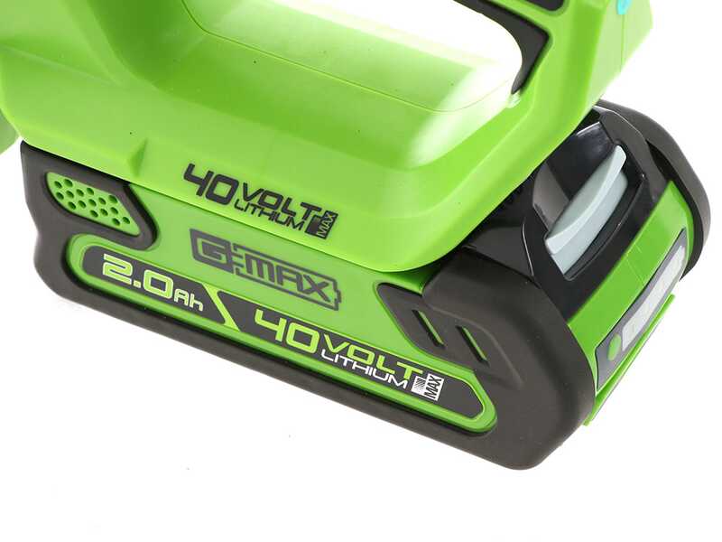 Cortasetos el&eacute;ctrico a bater&iacute;a Greenworks G40HT 40V - cuchilla de 61 cm - Bater&iacute;a 2A 40V