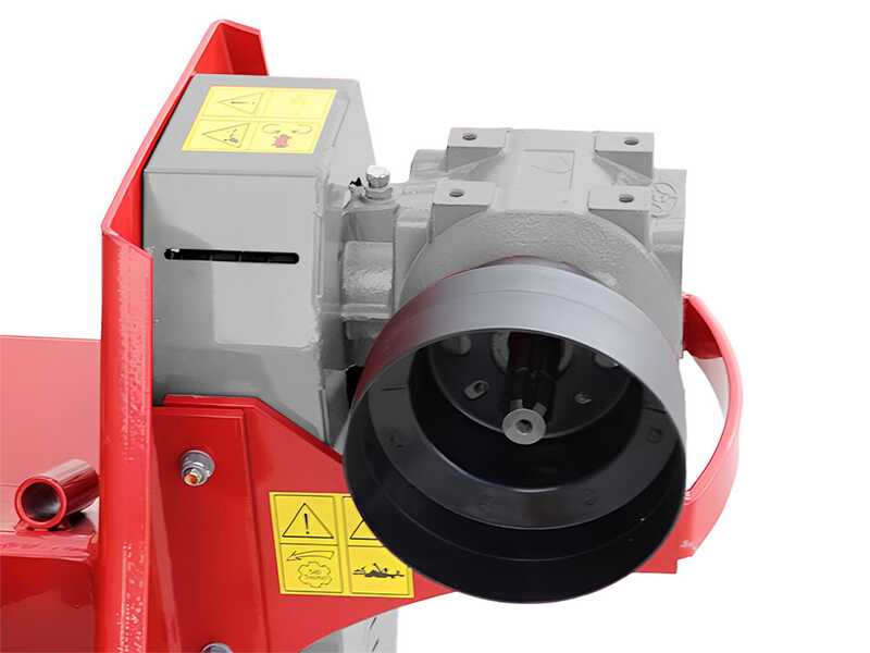 GeoTech-Pro HAMF 140 - Trituradora lateral para tractor con brazo - Serie medio-pesada