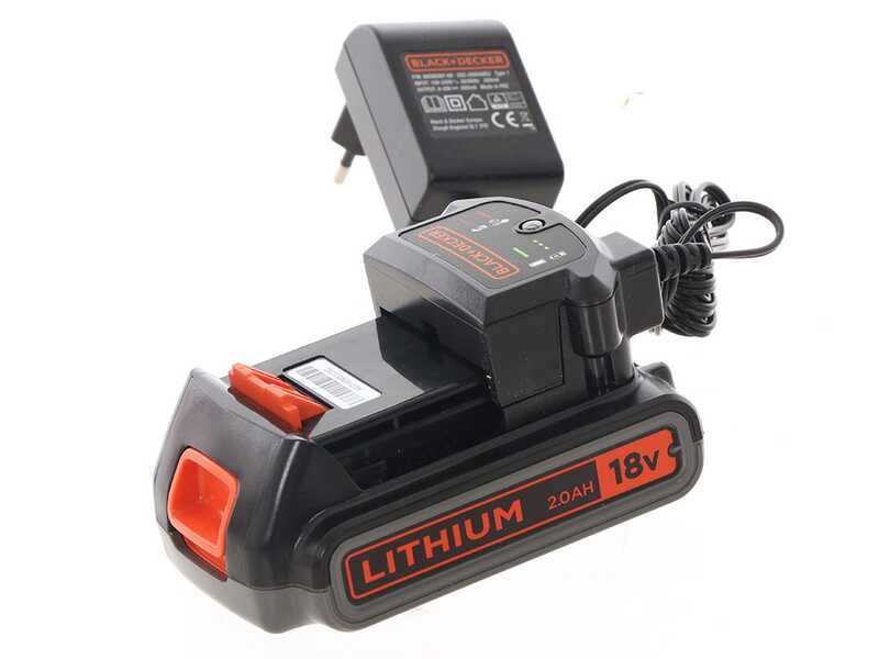 Soplador de bater&iacute;a Black &amp; Decker GWC1820PC-QW PowerCommand + bater&iacute;a 18V 2Ah gratis