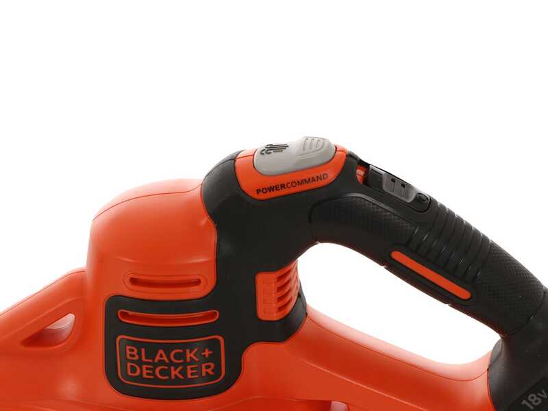 Soplador de bater&iacute;a Black &amp; Decker GWC1820PC-QW PowerCommand + bater&iacute;a 18V 2Ah gratis