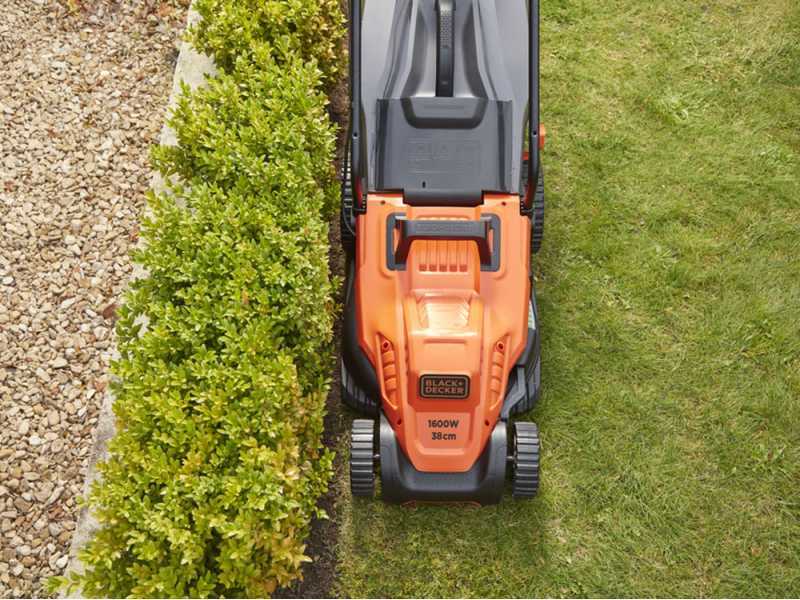 Contaminado empujoncito Obsesión Cortacésped eléctrico Black&Decker BEMW471ES en Oferta | AgriEuro