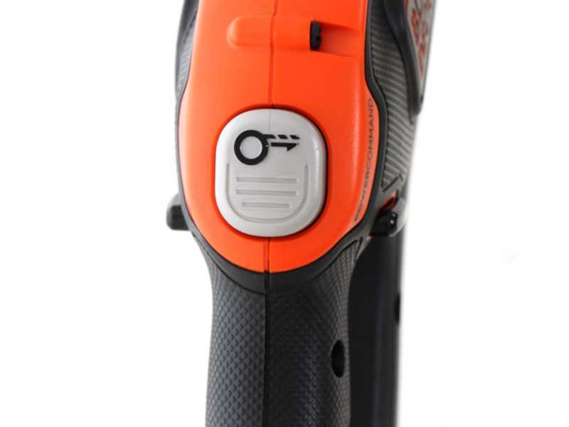 Black &amp; Decker STC1840EPC-QW - Cortabordes de bater&iacute;a - 18V 4Ah