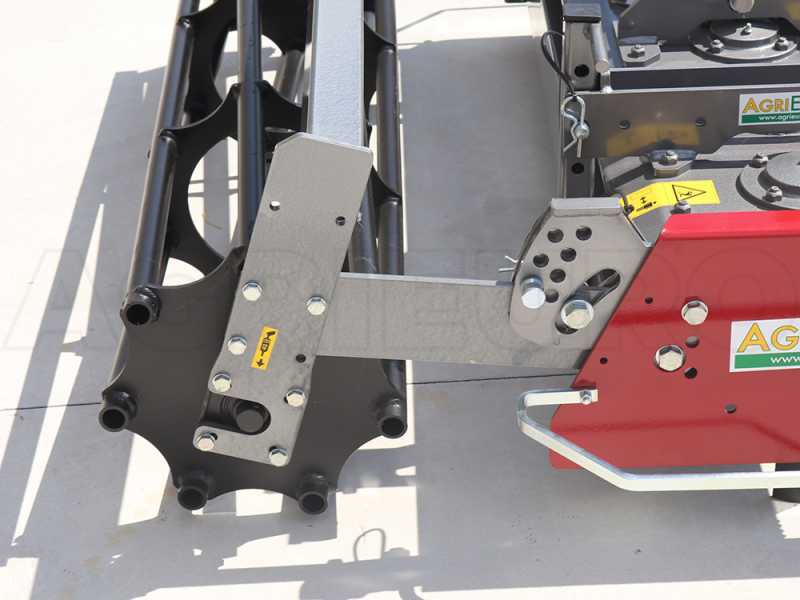 Grada rotativa RF150 - ancho de trabajo 150 cm - 14 cuchillas. Serie ligera - Rodillo de jaula
