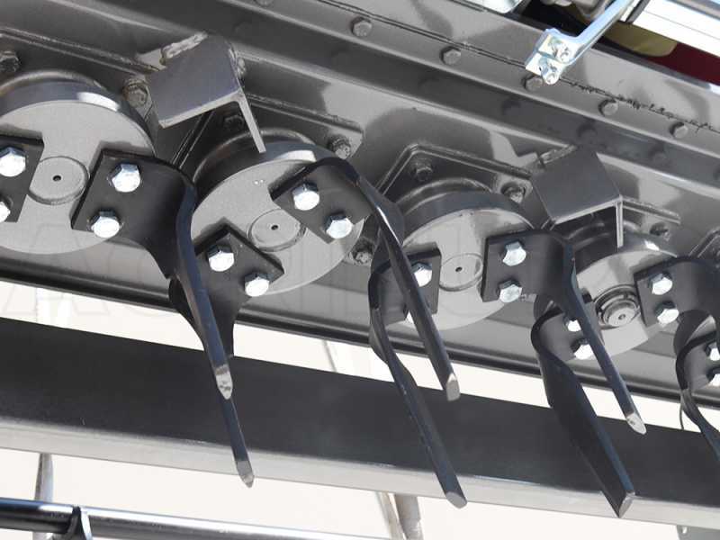 Grada rotativa RF170 - ancho de trabajo 170 cm - 16 cuchillas Serie ligera - Rodillo de jaula