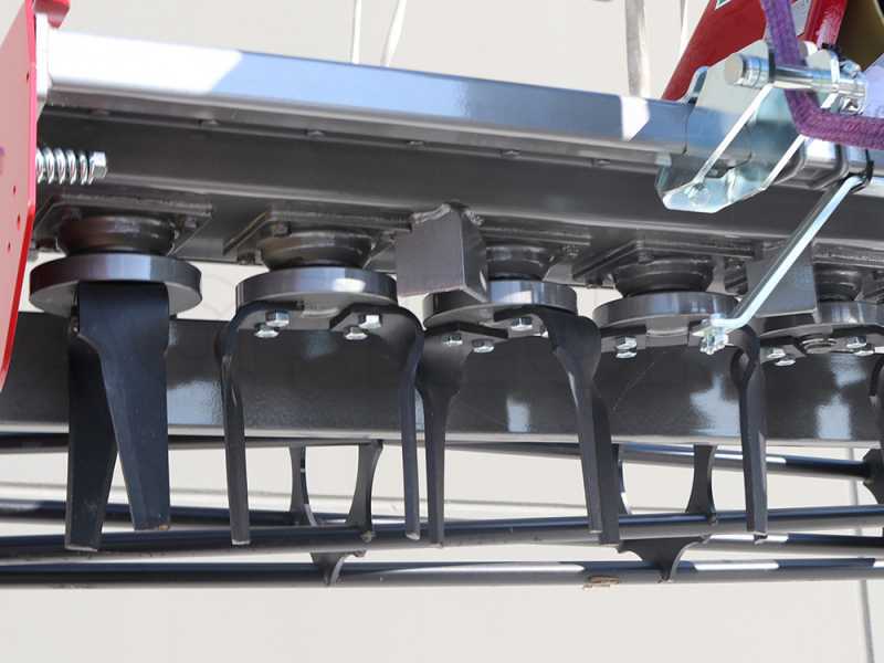 Grada rotativa RF170 - ancho de trabajo 170 cm - 16 cuchillas Serie ligera - Rodillo de jaula