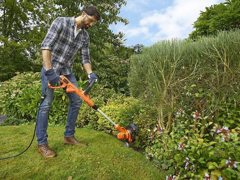 Black &amp; Decker BESTA530CM-QS - Cortabordes el&eacute;ctrico - 550 W