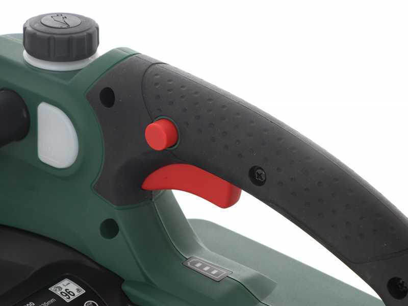 Bosch UniversalChain 18 - Electrosierra de bater&iacute;a 18V 2.5Ah - Ultraligera