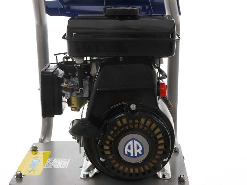 Hidrolimpiadora de gasolina Annovi &amp; Reverberi AR 1415 con motor RATO EHRS100-RPV