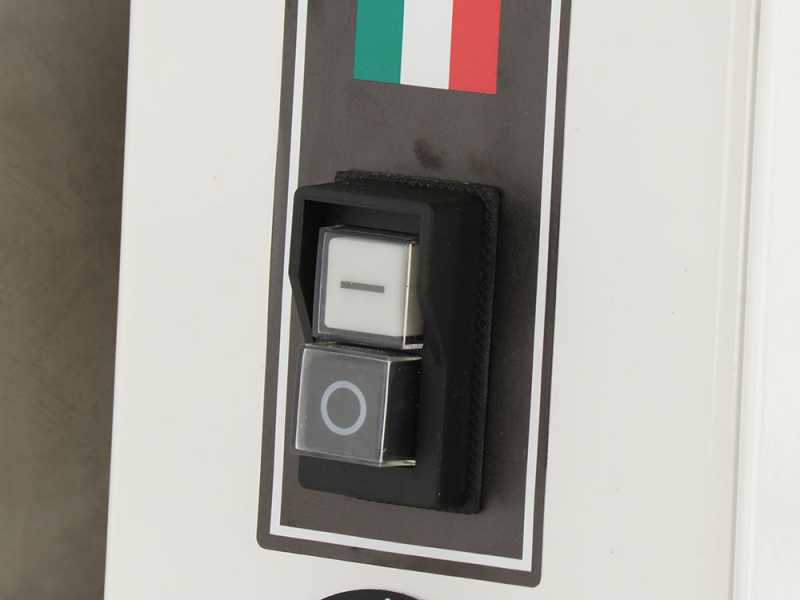 Seven Italy GH 10 - Amasadora de espiral - 230 V - Con ruedas y temporizador