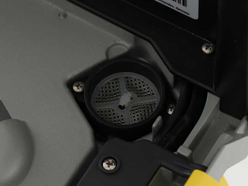 Karcher Pro BD 30/4 C - Fregadora de suelos de bater&iacute;a - 3 en 1: lava, seca y aspira