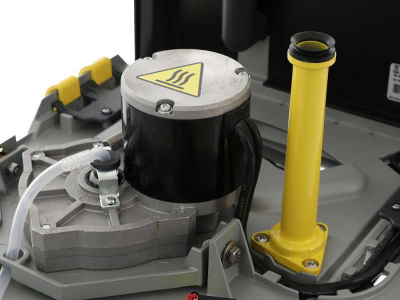 Karcher Pro BD 30/4 C - Fregadora de suelos de bater&iacute;a - 3 en 1: lava, seca y aspira