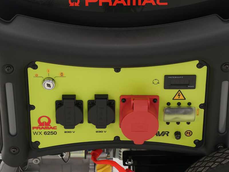 Pramac WX 6250 ES - Generador de corriente con ruedas y AVR 6.1 kW - Continua 5.5 kW Trif&aacute;sica