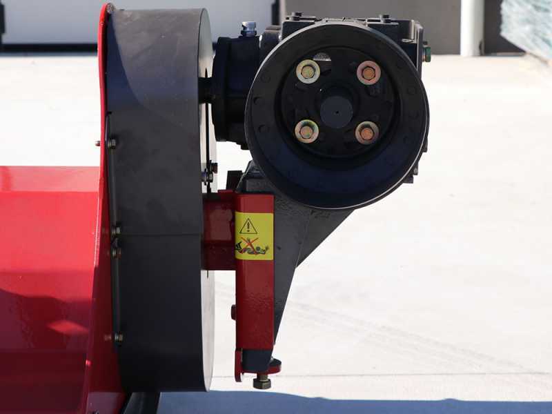 Trituradora lateral para tractor con brazo serie ligera GeoTech-Pro AMF-E 145