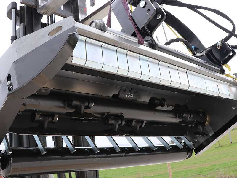 BlackStone BP 165 Hydro - Trituradora para tractor - Serie medio-pesada - Desplazamiento hidr&aacute;ulico