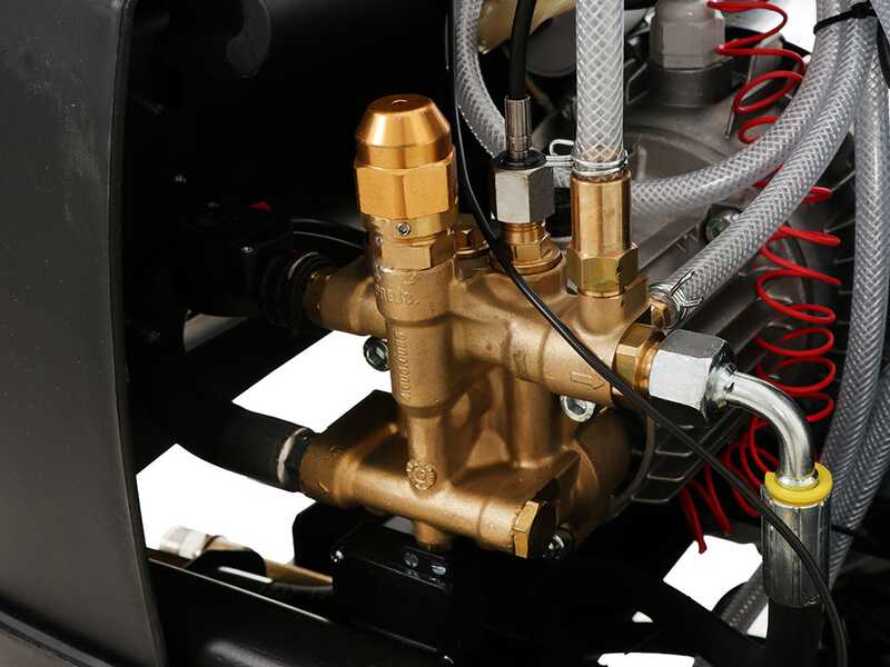 Hidrolimpiadora de agua caliente Lavor NPX 1211 GX - El&eacute;ctrica - Presi&oacute;n m&aacute;x. 150 bar