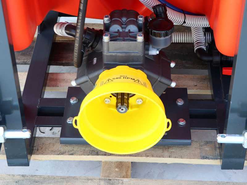 Dal Degan ILEO 400 L -Pulverizador suspendido para tractor - bomba YP 70