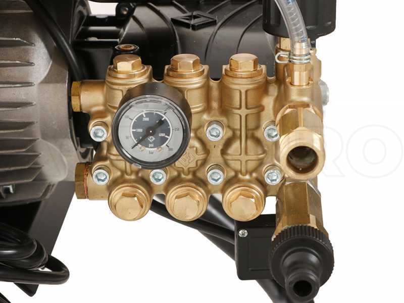 Hidrolimpiadora el&eacute;ctrica de agua fr&iacute;a Lavor Columbia R 1211 GL - Presi&oacute;n m&aacute;x 150 bar