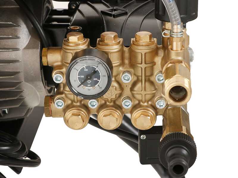Hidrolimpiadora el&eacute;ctrica de agua fr&iacute;a Lavor Columbia R 1211 GL - Presi&oacute;n m&aacute;x 150 bar