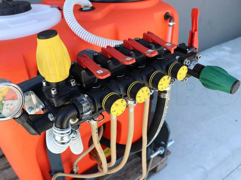 Dal Degan MANDA 300L - Pulverizador suspendido - Dep&oacute;sito 300 litros - Barra de 10 m - bomba BP 60K