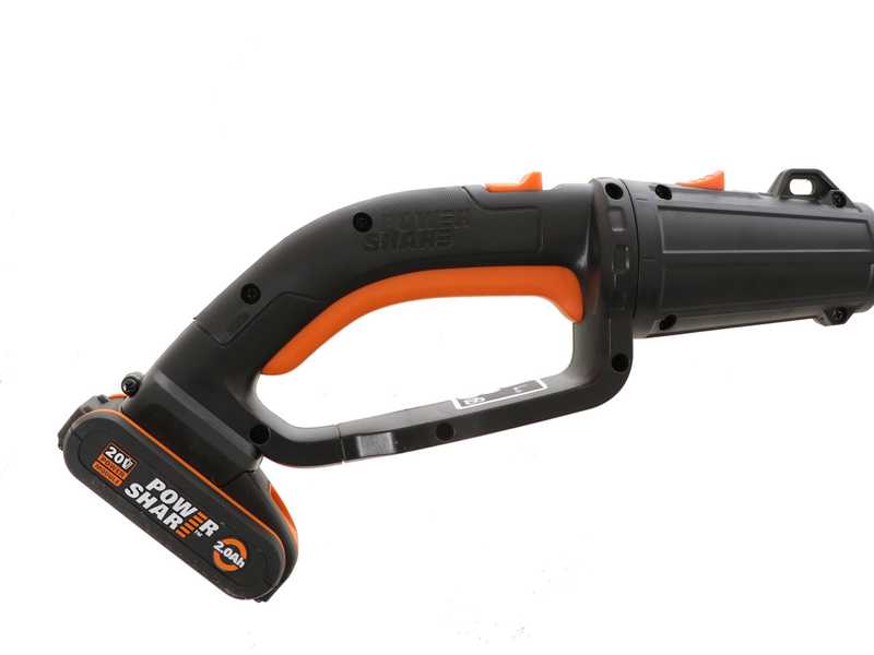 Podadora de bater&iacute;a con p&eacute;rtiga telesc&oacute;pica Worx WG349E - 2Ah de 20V