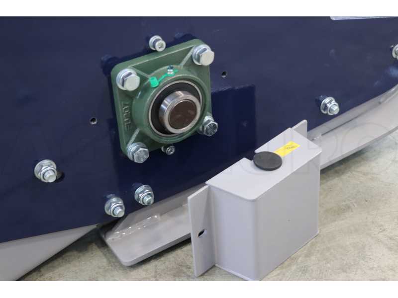 BullMach Ermes 105 SH - Trituradora para tractor - Serie ligera - Desplazamiento hidr&aacute;ulico