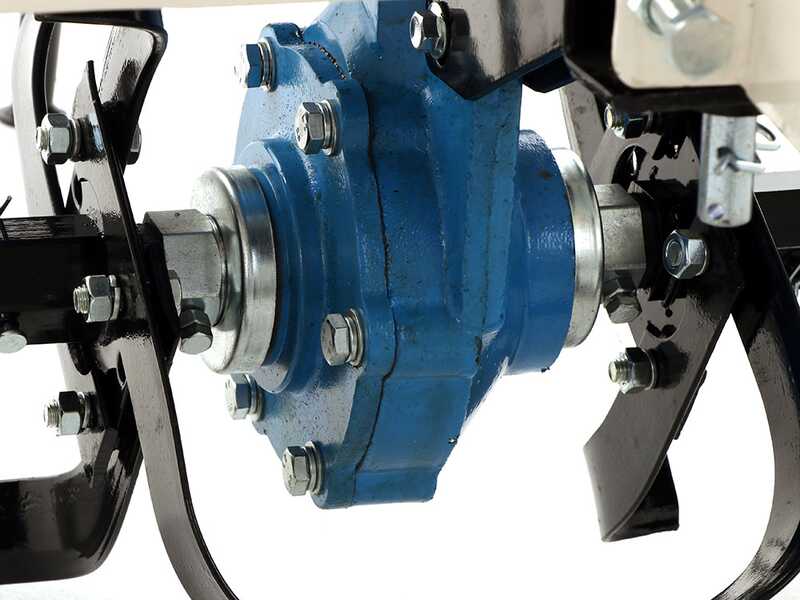 AGT 9000 - Motoazada de gasolina 9 HP - Honda GX270 270cc -  cambio marchas 2+1 marcha atr&aacute;s