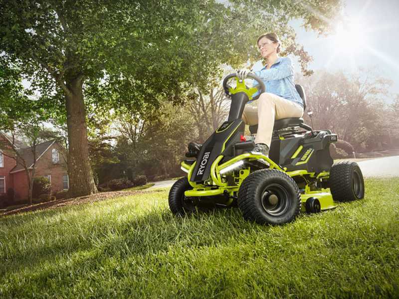 Minirider cortac&eacute;sped de bater&iacute;a Ryobi RM480E - corte mulching - salida lateral - 4x12V de plomo l&iacute;quido