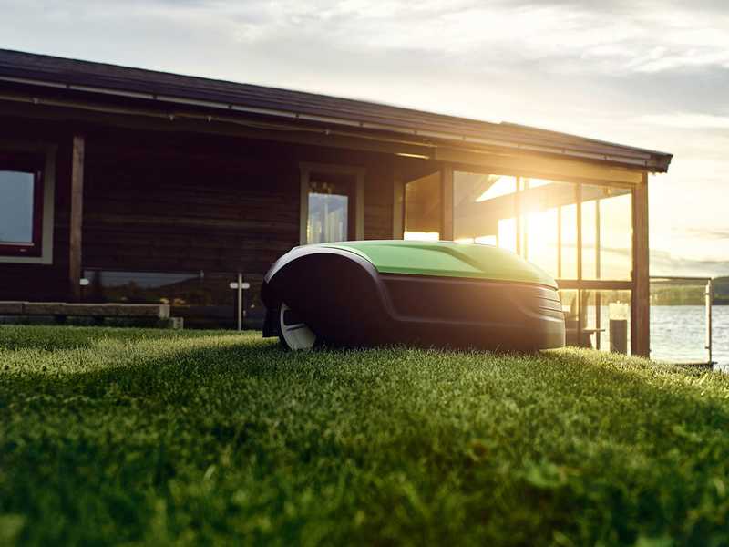 Greenworks OPTIMOW 10 GRL110 - Robot cortac&eacute;sped - con cable perimetral
