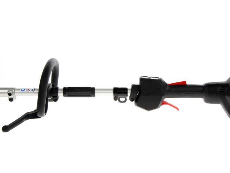 Podadora de bater&iacute;a 36V multifunci&oacute;n Makita DUX60 con p&eacute;rtiga de 108 cm - Bater&iacute;e 2x18V 3Ah