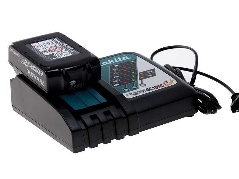 Cortasetos de bater&iacute;a 36V multifunci&oacute;n Makita DUX60 - Bater&iacute;as 2x18V 3Ah
