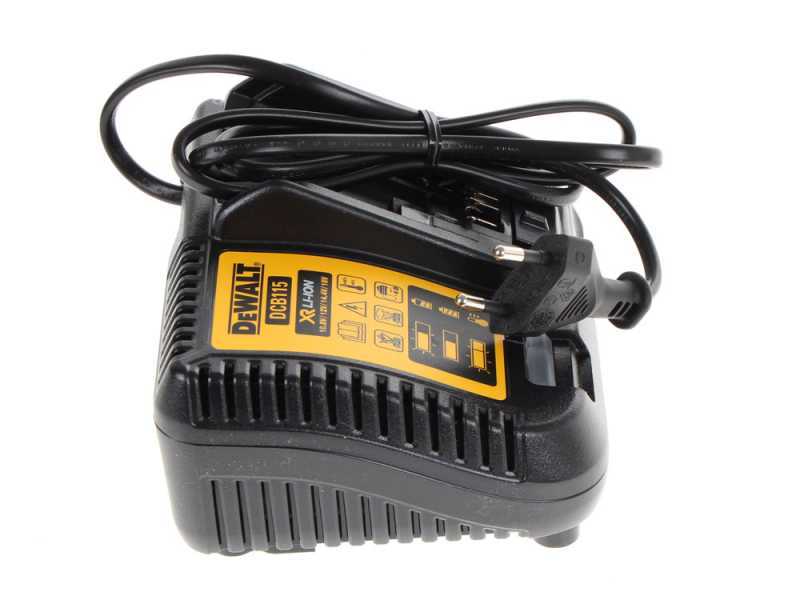 Cortabordes de bater&iacute;a DeWalt DCMST561P1-QW - Bater&iacute;a 18V 5Ah