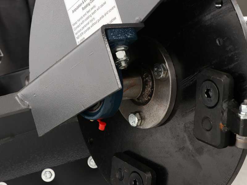 BlackStone SG 420 B&amp;S - Destoconadora - Motor B&amp;S XR2100 420cc - Rotor de corte con 8 fresas de carburo de tungsteno