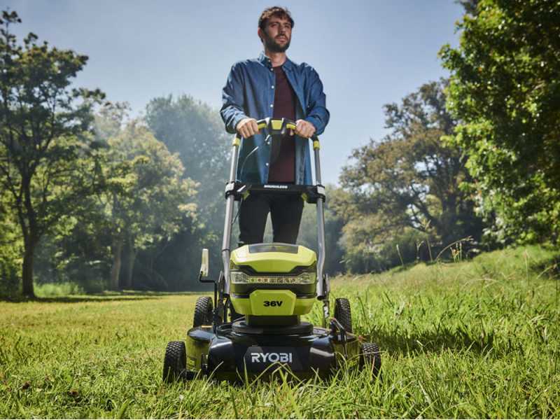 Ryobi RY36LMMX51A-140 - Cortac&eacute;sped de bater&iacute;a - MAX POWER 36V/4Ah - Corte de 51 cm