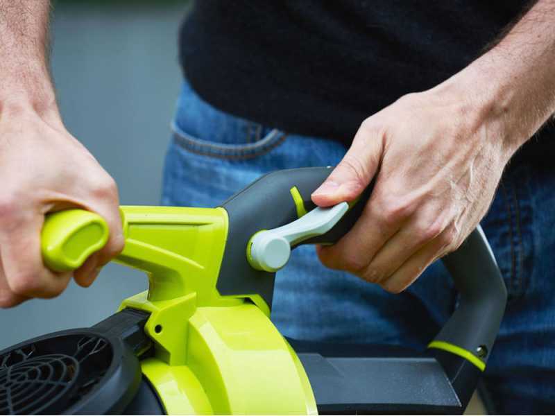 Soplador, Aspirador, Triturador de bater&iacute;a RYOBI RBV36B - 36V - BATER&Iacute;A Y CARGADOR NO INCLUIDOS