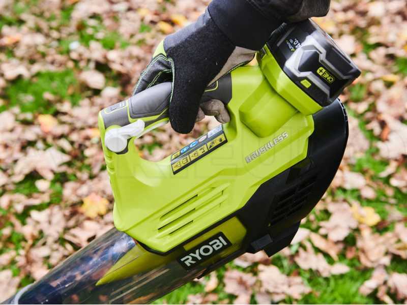 Soplador de hojas RYOBI RY18BLXA-0 - 18V - BATER&Iacute;A Y CARGADOR NO EST&Aacute;N INCLUIDOS