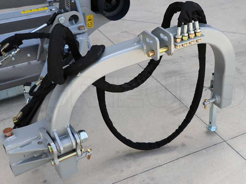 Trituradora lateral de brazo para tractor - serie ligera - BlackStone BVL 145 L