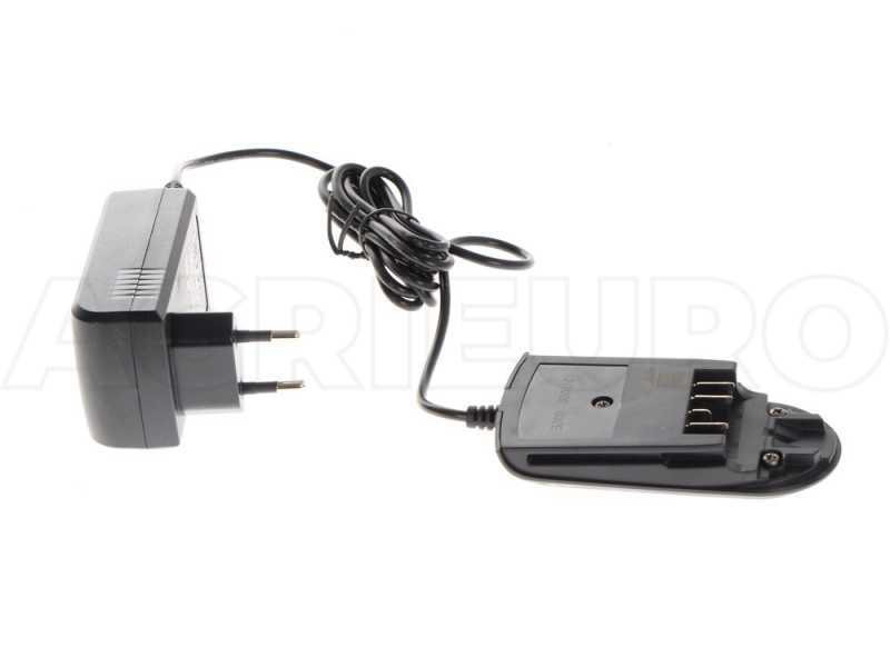 Bomba para dep&oacute;sitos Gardena 2000/2 - 18V - BATER&Iacute;A Y CARGADOR NO EST&Aacute;N INCLUIDOS